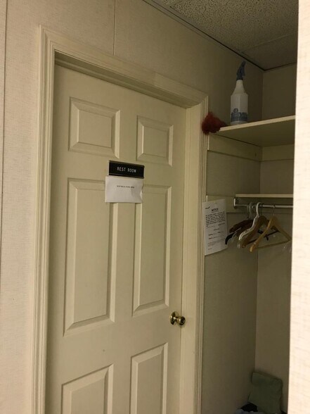 More Photos Of 1542 Kuser Rd, Hamilton Medical For Lease