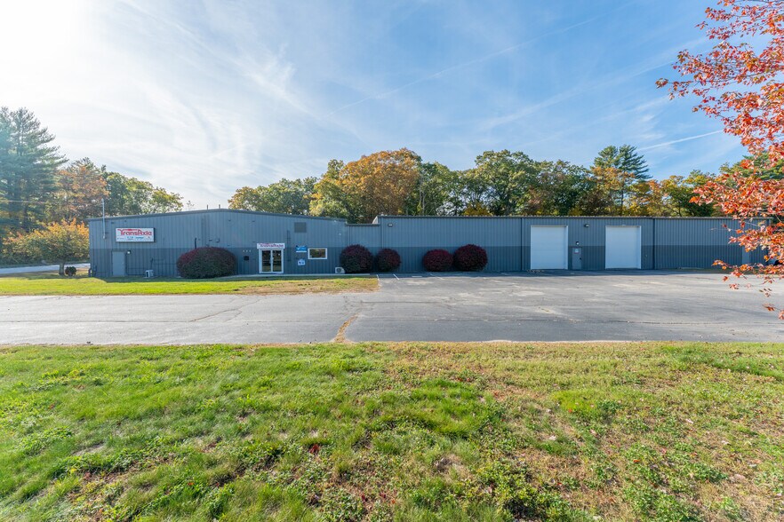 Primary Photo Of 429 Lake Rd, Killingly Warehouse For Sale