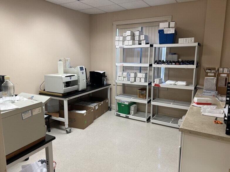 More Photos Of 3 Research Dr, Woodbridge Medical For Lease