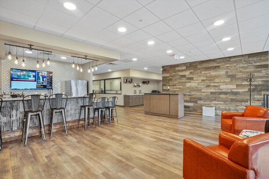 More Photos Of 2395 Lancaster Pike, Reading Coworking Space