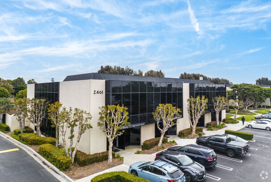 More Photos Of 350 S Crenshaw Blvd, Torrance Unknown For Lease