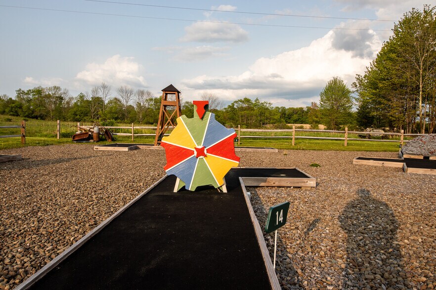 More Photos Of 1364 County Highway 12 rd, Mount Vision Storefront For Sale