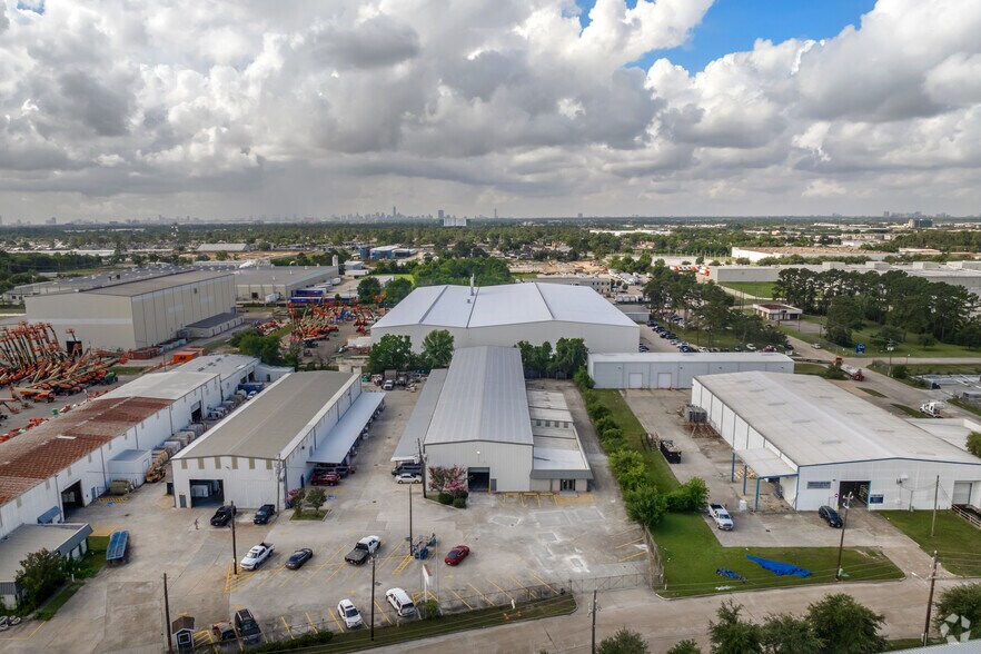 More Photos Of 6445 Burlington Dr, Houston Warehouse For Lease