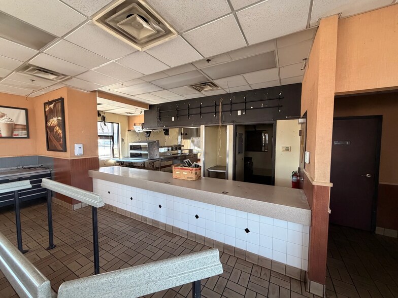 More Photos Of 721 S Meridian Ave, Oklahoma City Fast Food For Sale