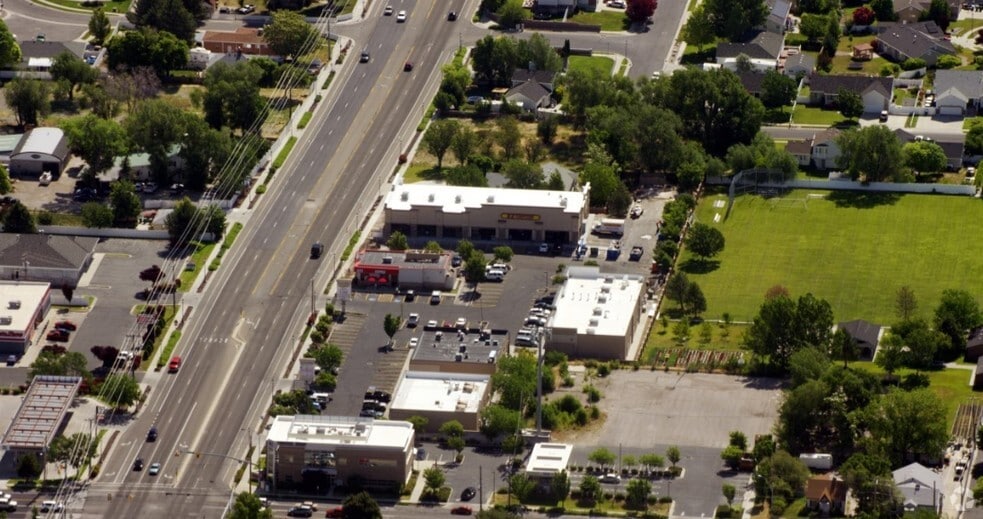 More Photos Of 2573 W 7800 S, West Jordan Freestanding For Sale