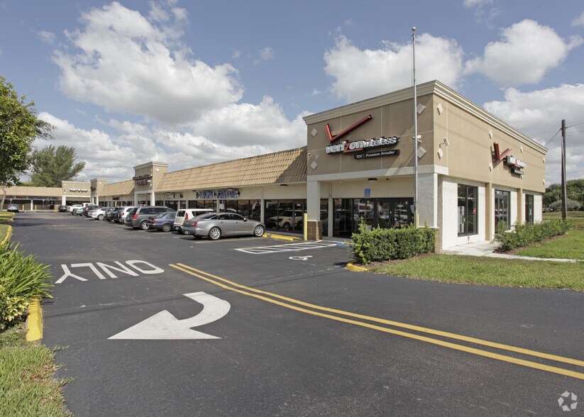 More Photos Of 1201-1221 S Powerline Rd, Pompano Beach Freestanding For Lease