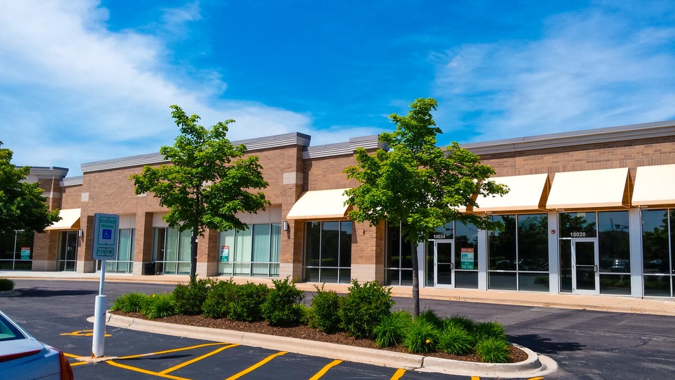 More Photos Of 17930 Wolf Rd, Orland Park Unknown For Lease