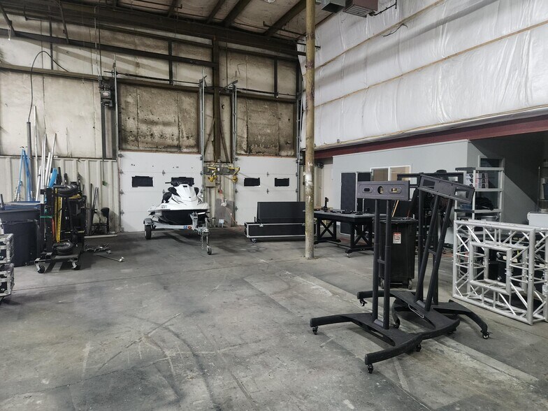 More Photos Of 501 NW 4th St, Evansville Industrial For Sale