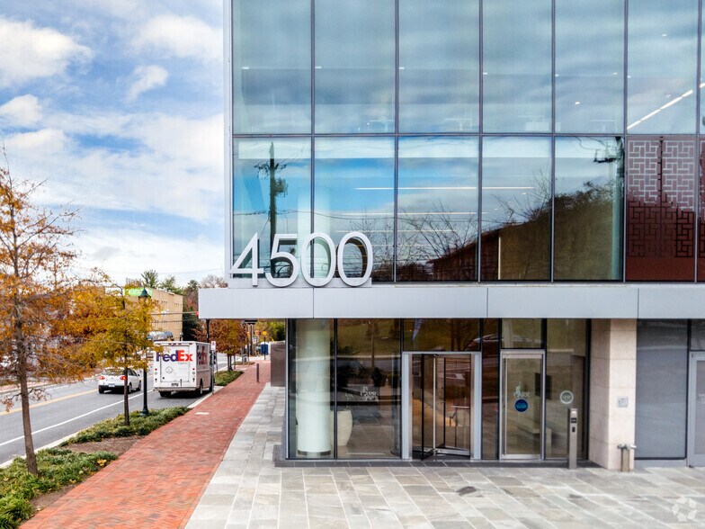 More Photos Of 4500 East West Hwy, Bethesda Office For Lease