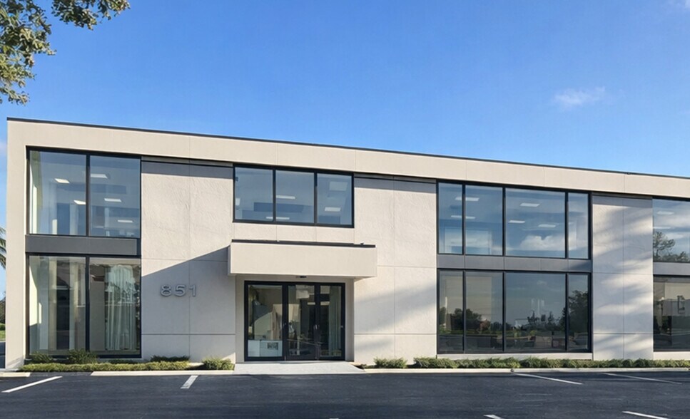 More Photos Of 851 SE Johnson Ave, Stuart Office For Lease