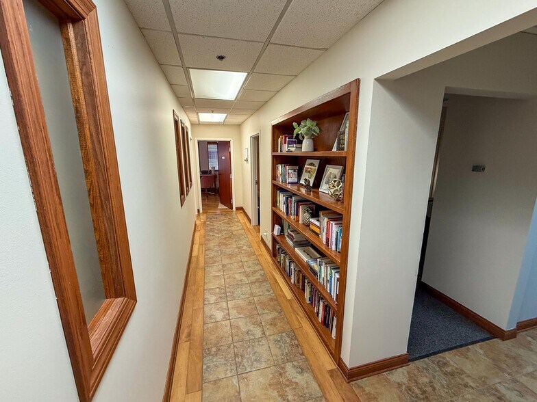 More Photos Of 300 3rd Ave SE, Rochester Medical For Sale