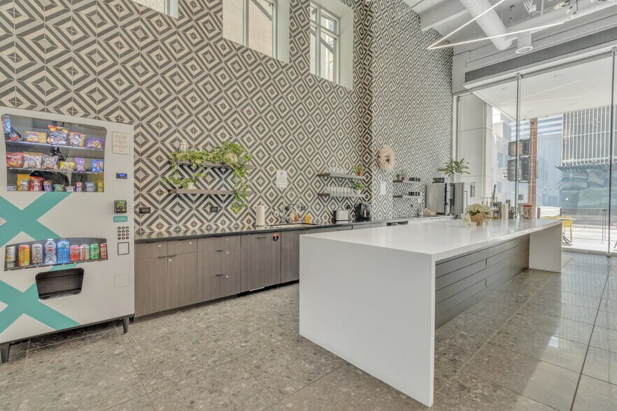 More Photos Of 112 N Central Ave, Phoenix Coworking Space