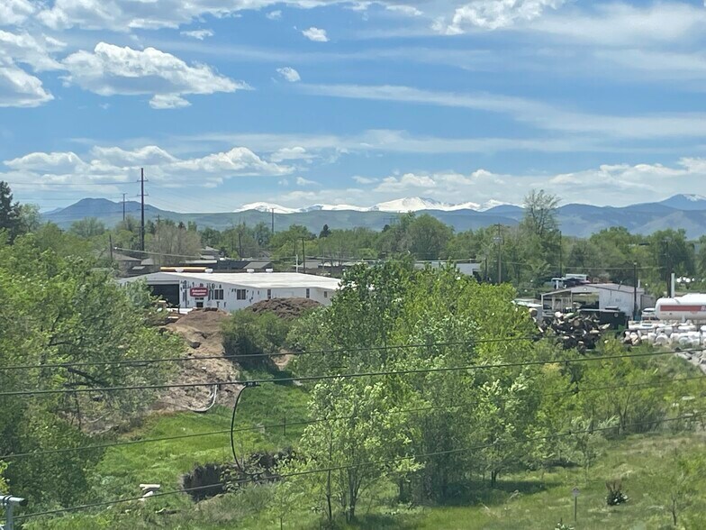 More Photos Of 5600 W 13th Ave, Denver Warehouse For Lease