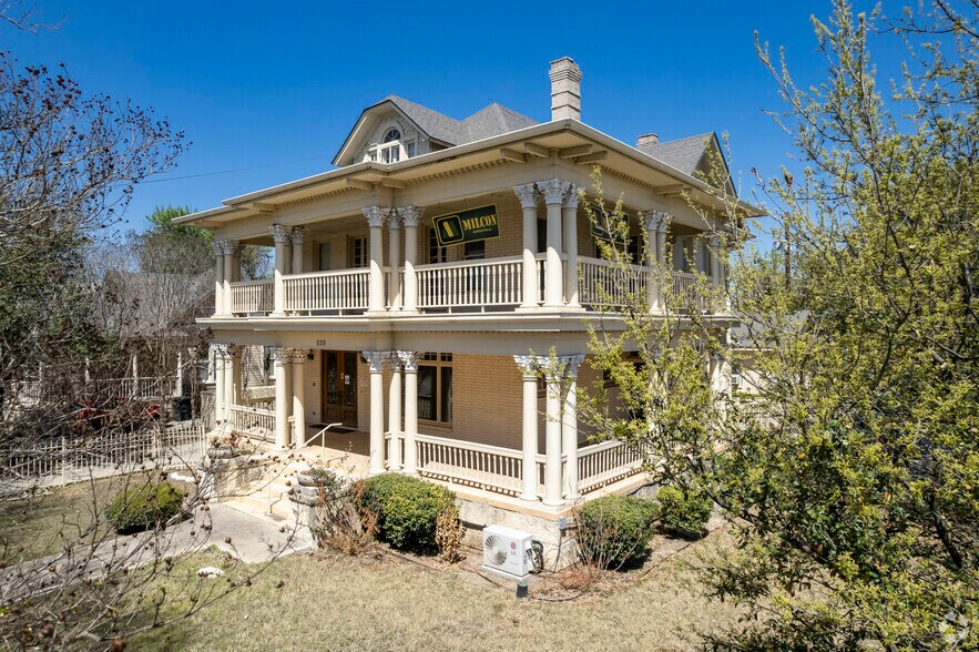 Primary Photo Of 225 E Locust St, San Antonio Office For Sale