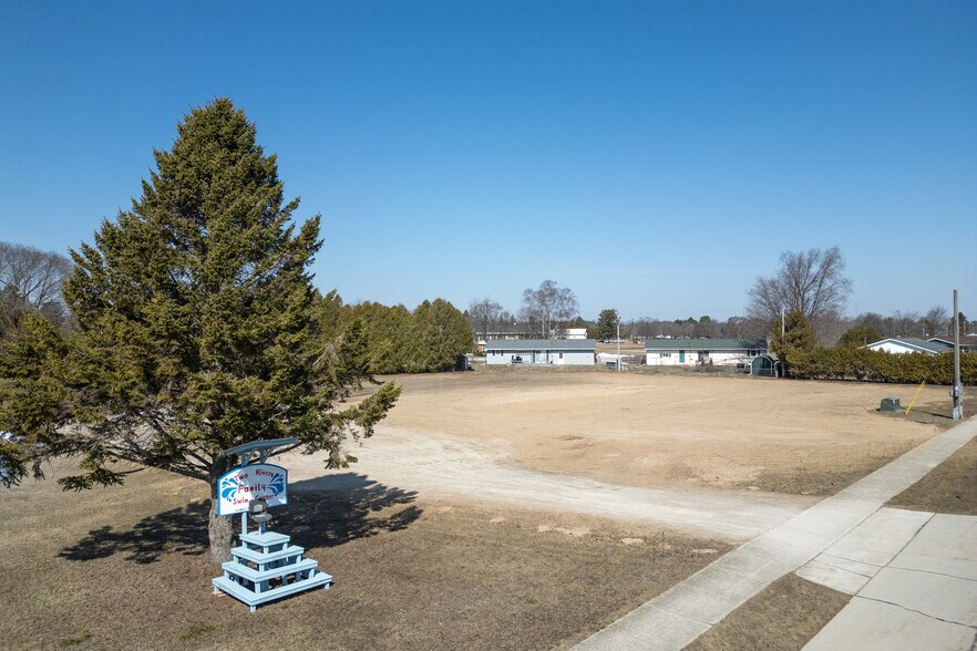 More Photos Of 3612 Bellevue Pl, Two Rivers Land For Sale