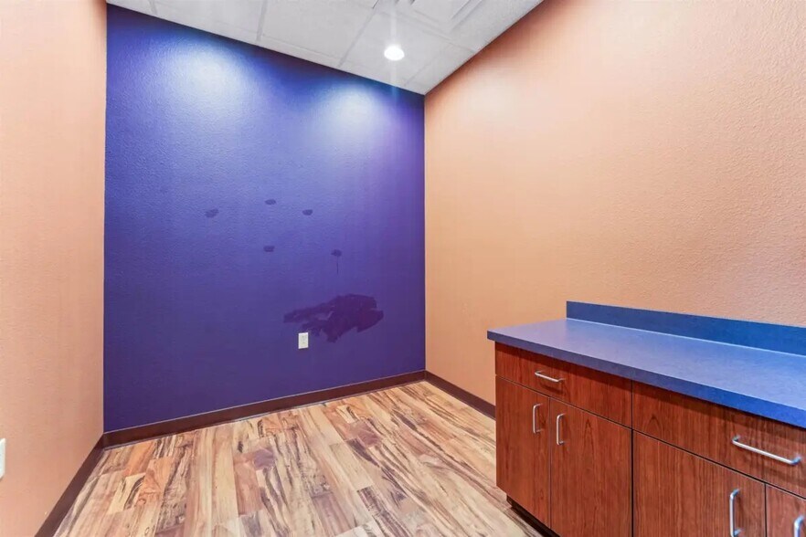 More Photos Of 180 Knights Way, Fond Du Lac Medical For Sale