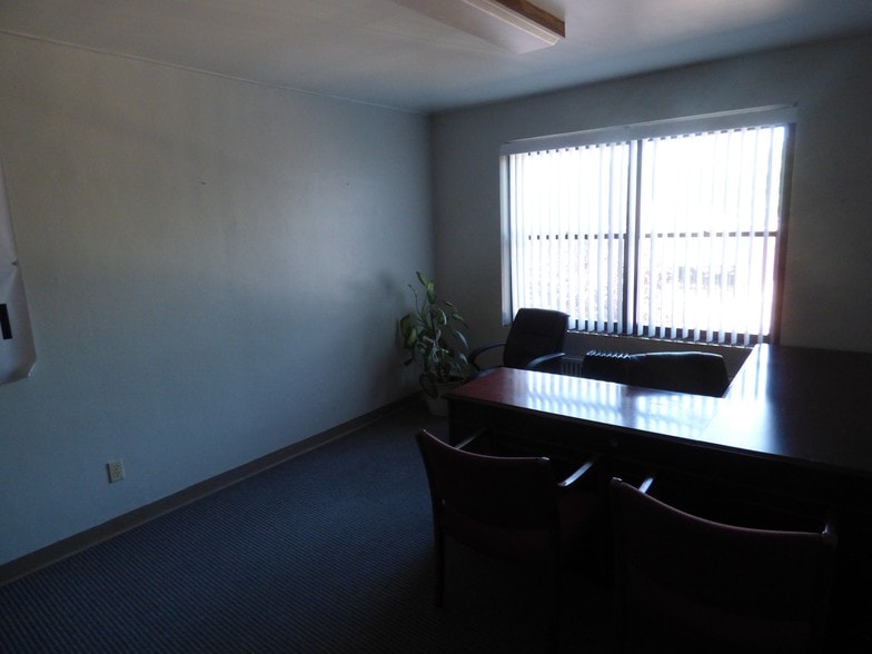 More Photos Of 6410-6418 Hampton Ave, Saint Louis Storefront Retail Office For Lease