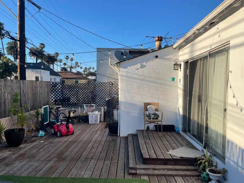 More Photos Of 455 S Oakhurst Dr, Beverly Hills Apartments For Sale