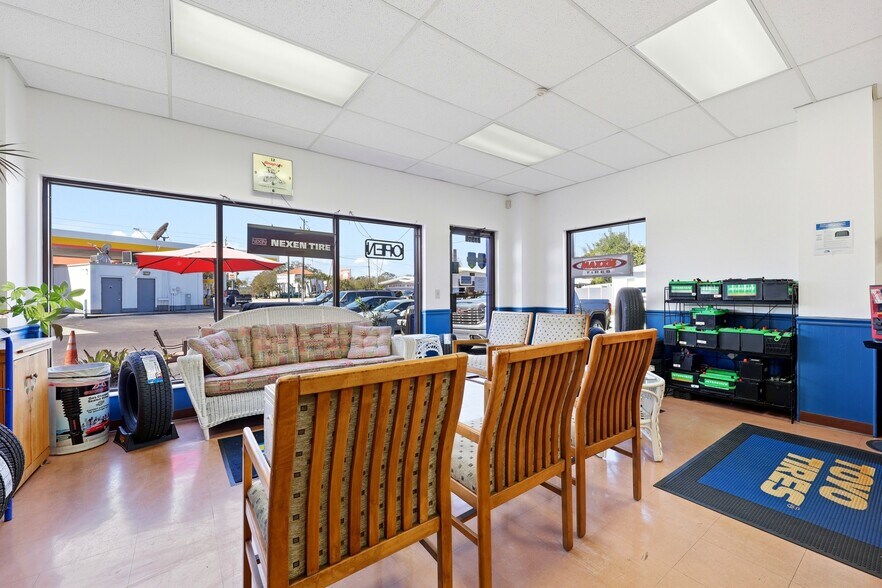 More Photos Of 2350 N Ponce De Leon Blvd, Saint Augustine Service Station For Sale