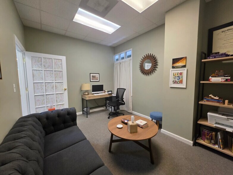 More Photos Of 149 Riverwalk Blvd, Ridgeland Storefront Retail Office For Sale