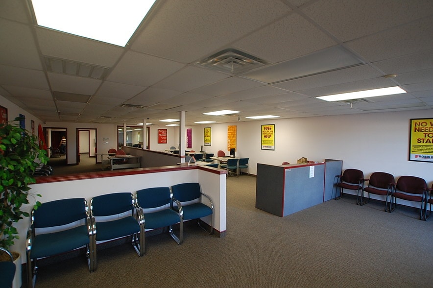 More Photos Of 405-407 Martin L King Blvd, Lubbock Storefront Retail Office For Sale