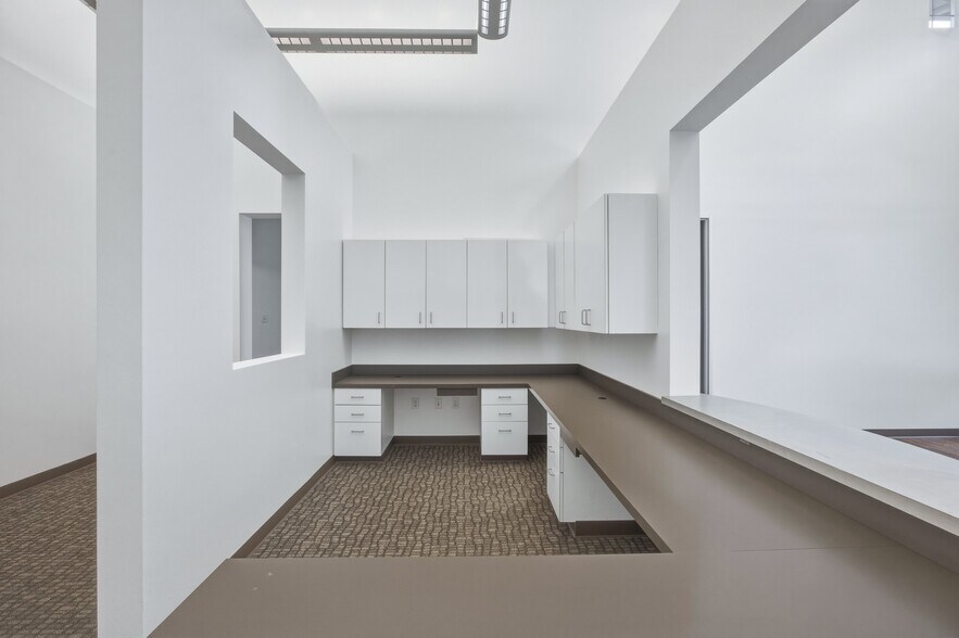 More Photos Of 12171 W Parmer Ln, Cedar Park Medical For Lease