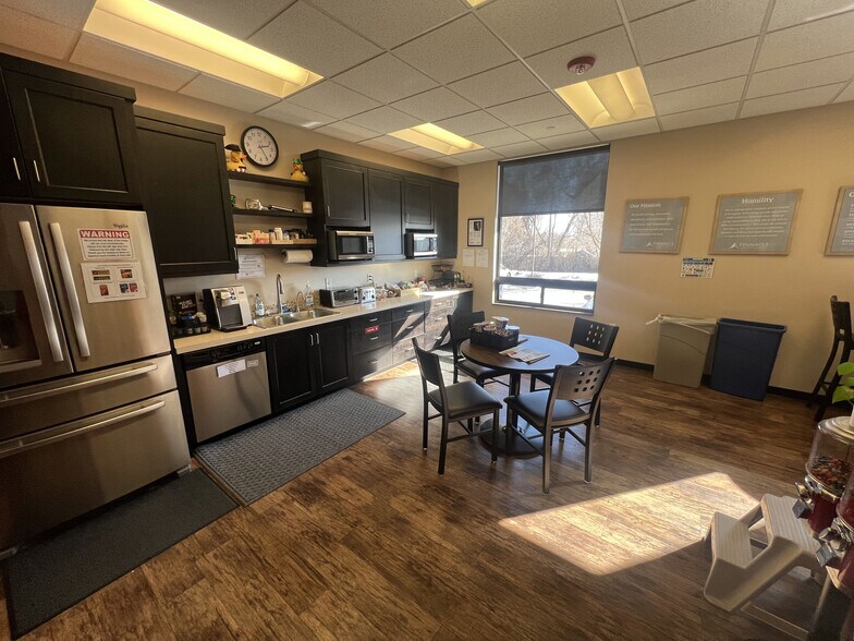 More Photos Of 550 W Eisenhower Blvd, Loveland Office For Lease