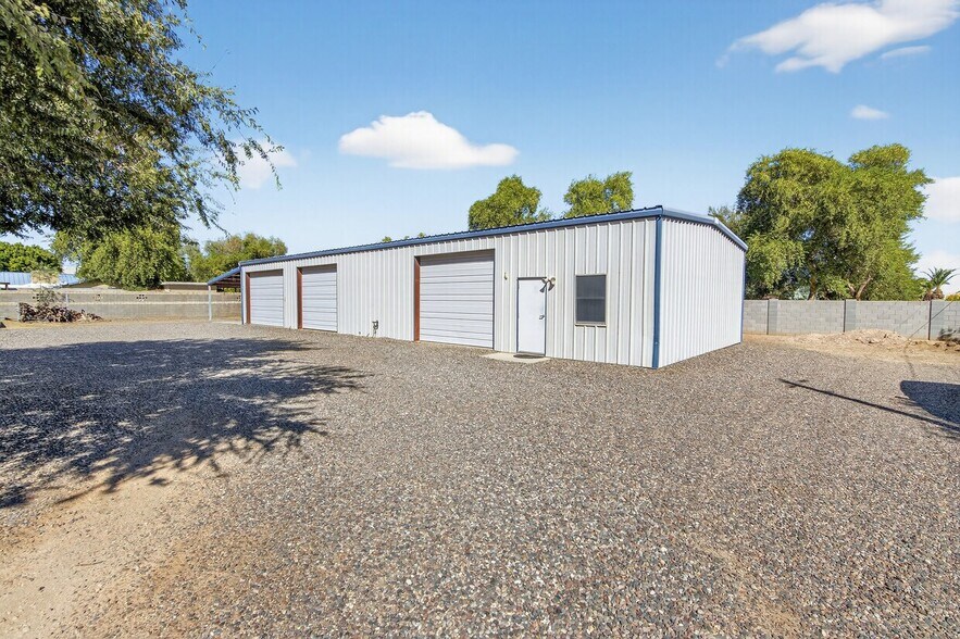 More Photos Of 9259 S Priest Dr, Tempe Showroom For Lease