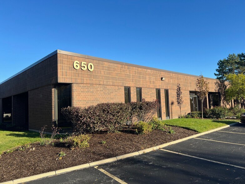 Primary Photo Of 650 E Devon Ave, Itasca Office For Lease