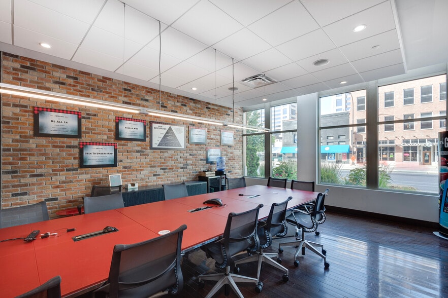 More Photos Of 500 Washington Ave S, Minneapolis Office For Lease