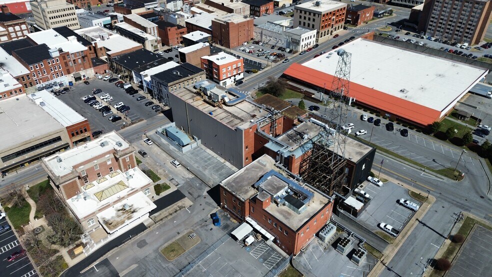 More Photos Of 112 6th St, Bristol Telecom Hotel Data Hosting For Sale