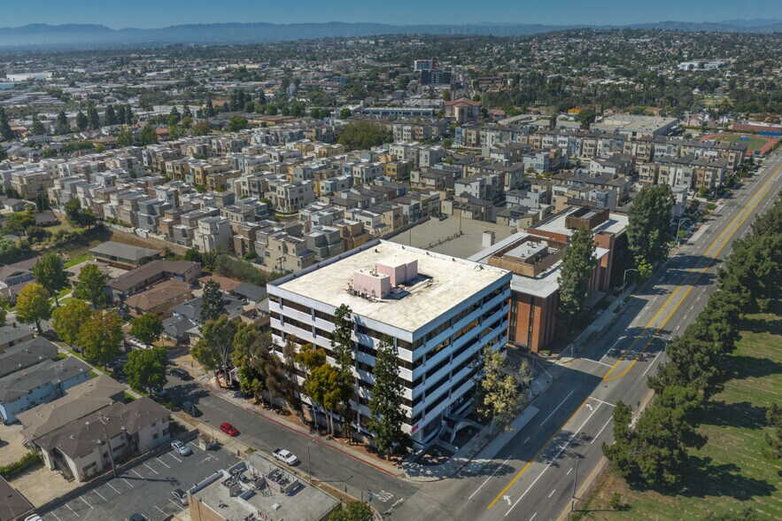 More Photos Of 301 N Prairie Ave, Inglewood Medical For Sale