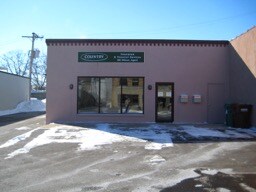 More Photos Of 114-118 E Calhoun St, Woodstock Freestanding For Lease