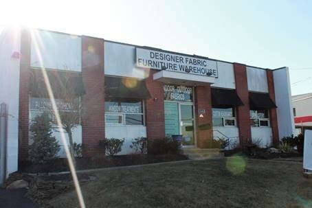More Photos Of 1166-1200 W Chestnut St, Union Township Showroom For Lease