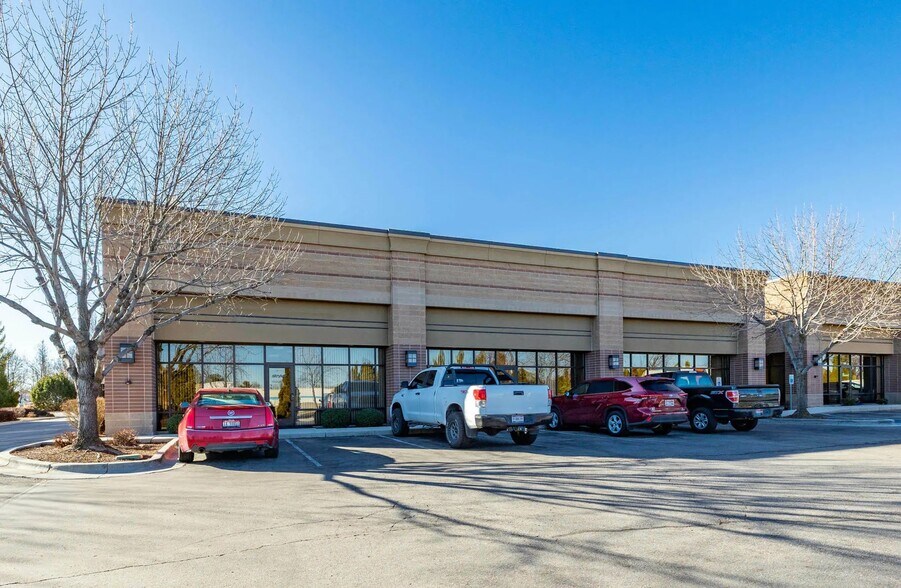 Primary Photo Of 929 S Industry Way, Meridian Showroom For Lease