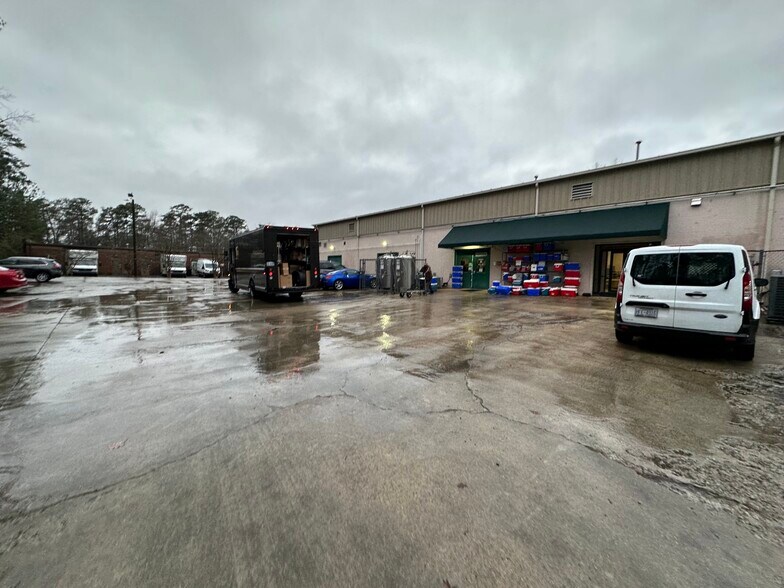 More Photos Of 102 Woodwinds Industrial Ct, Cary Research And Development For Lease