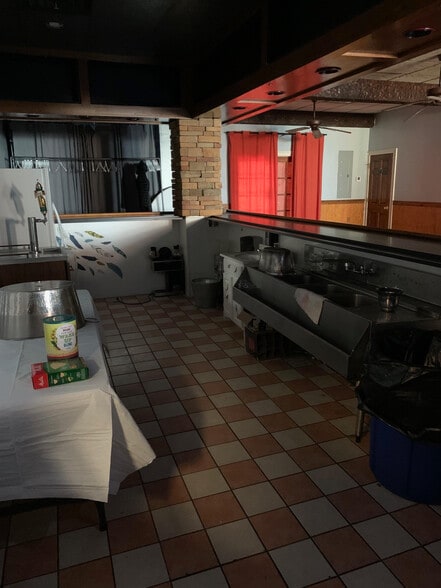 More Photos Of 3540 Washington Ave, Finleyville General Retail For Lease