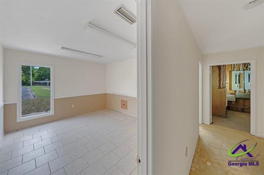 More Photos Of 512 Sumter St, Montezuma Medical For Sale