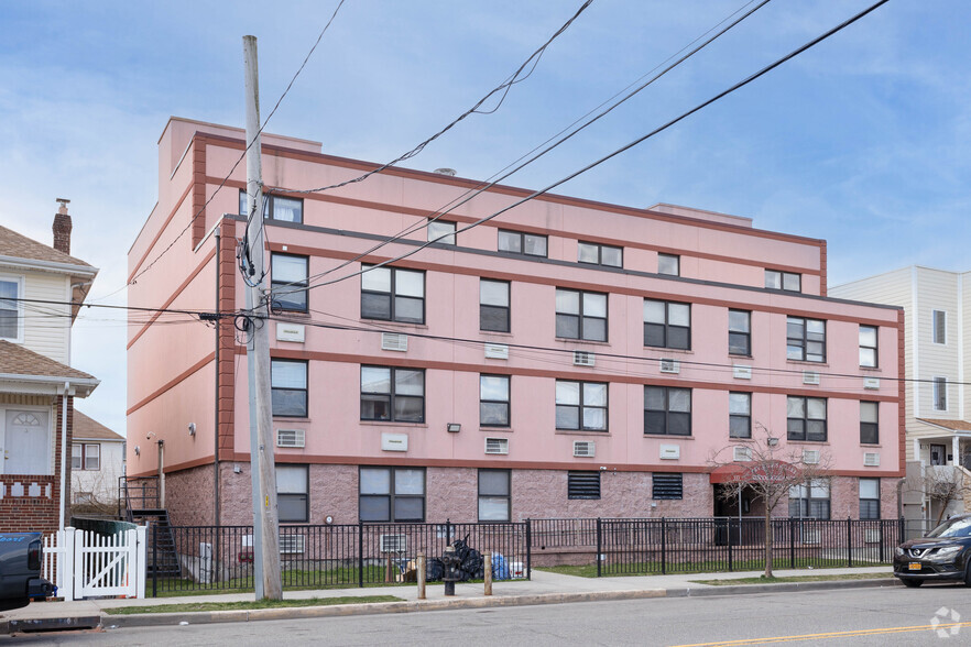 Primary Photo Of 333 Beach 67th St, Arverne Apartments For Sale