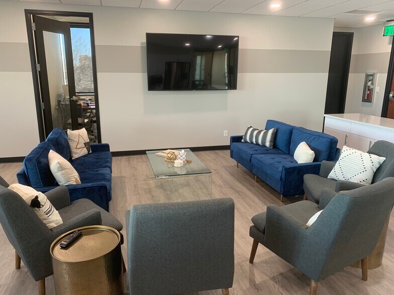 More Photos Of 808 W Eisenhower Blvd, Loveland Office For Lease