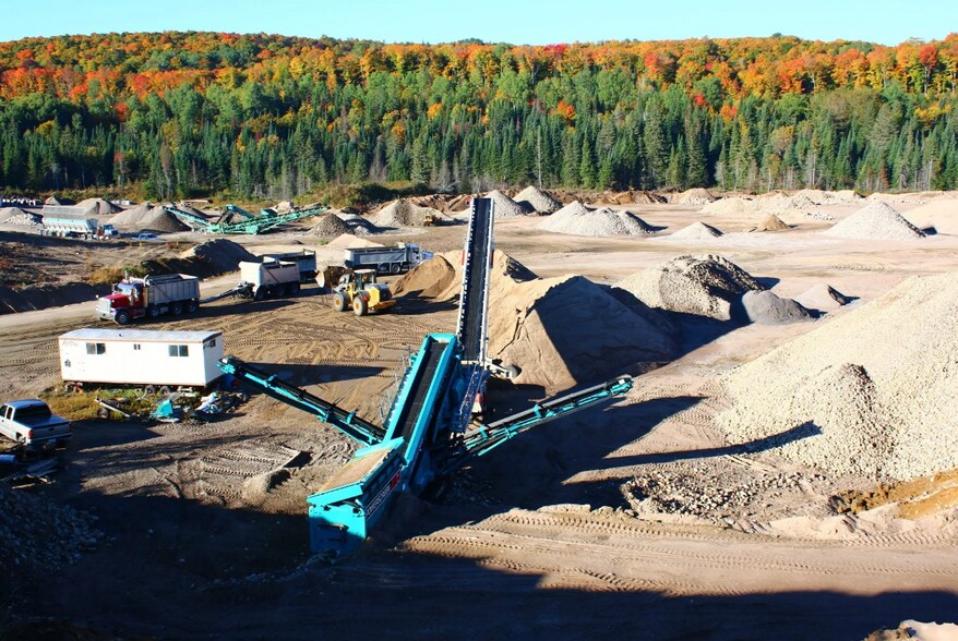 More Photos Of 428 Moxam Rd, Maynooth Land For Sale