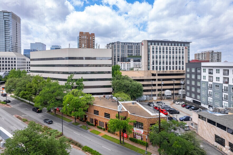 More Photos Of 2521 Cedar Springs Rd, Dallas Office For Lease