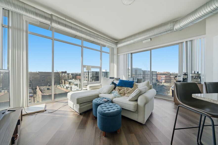More Photos Of 2000 N Milwaukee Ave, Chicago Apartments For Sale