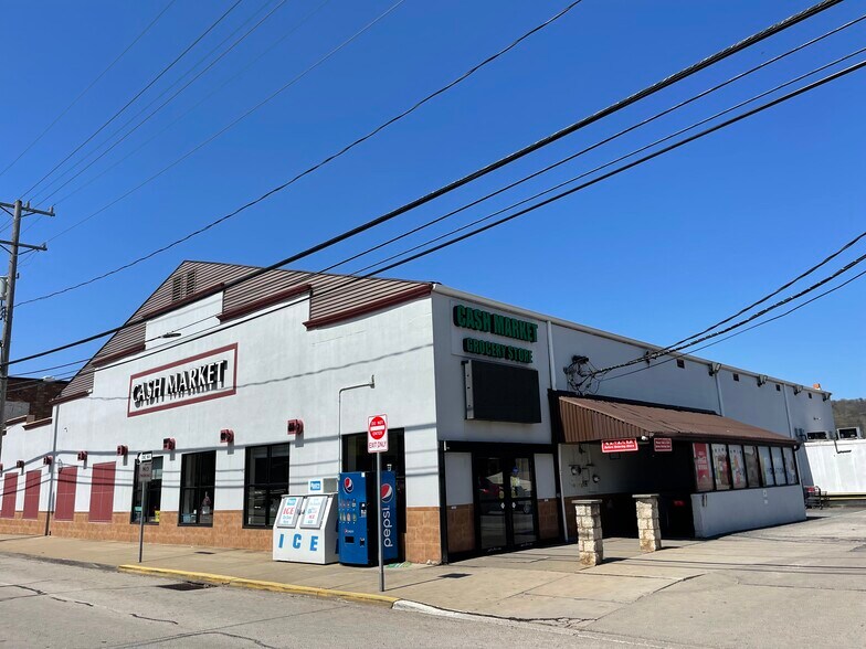 More Photos Of 1017 4th Ave, Coraopolis Supermarket For Lease