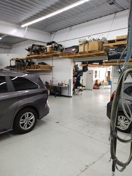 More Photos Of 4100 Indianola Ave, Columbus Auto Repair For Sale