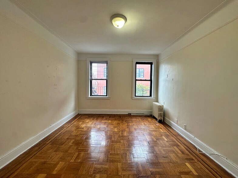 More Photos Of 3014 29th St, Long Island City Apartments For Sale
