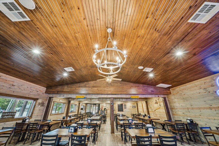 More Photos Of 29301 Hwy 82 Hwy, Park Hill Restaurant For Sale