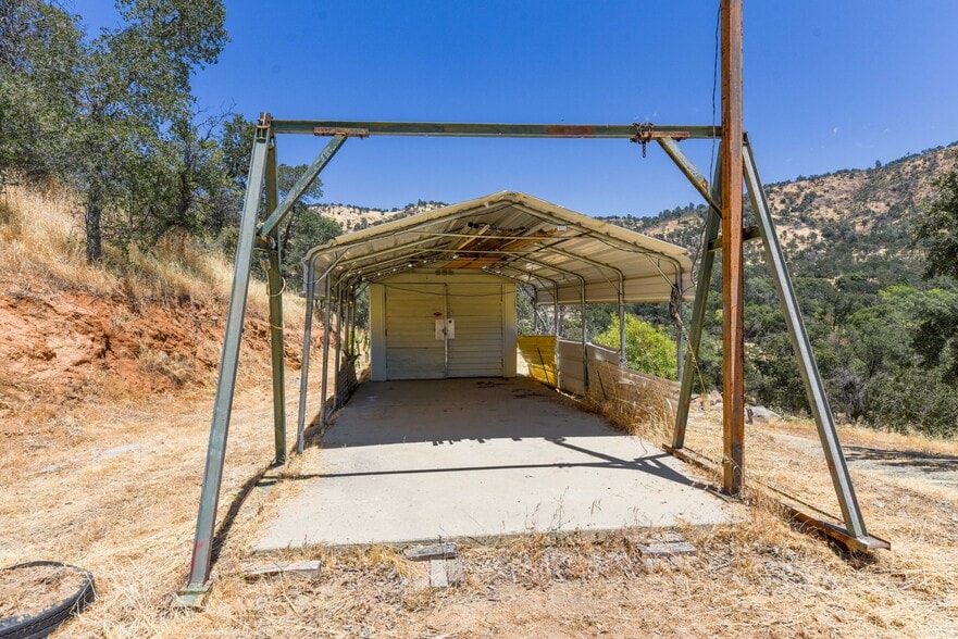 More Photos Of 3101 Trower rd, Catheys Valley Land For Sale