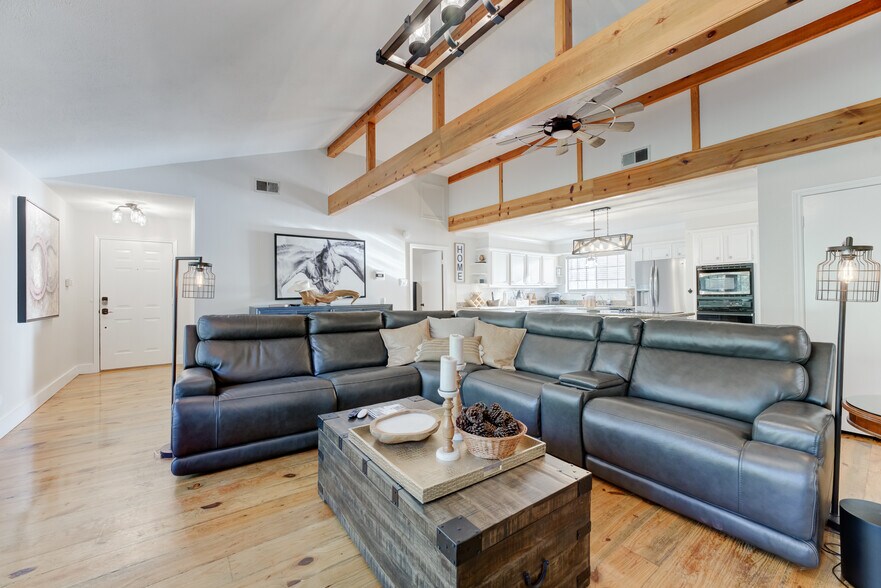 More Photos Of 19323 Belleau Wood Dr, Humble Flex For Sale