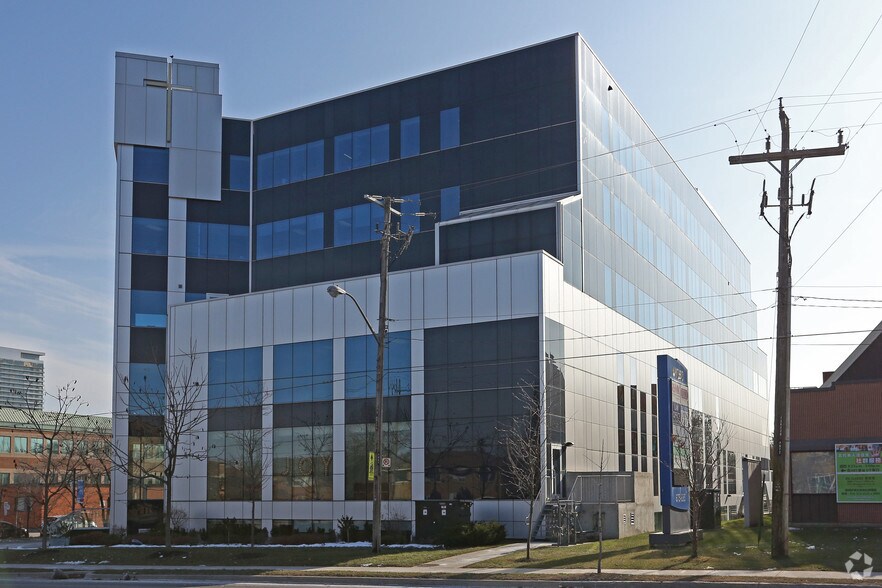 More Photos Of 685 Sheppard Ave E, Toronto Office For Lease